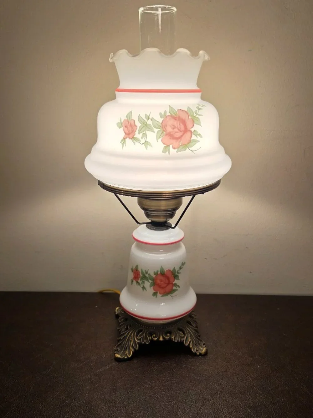 Vintage Hurricane Lamp with Pink Roses (1960's)